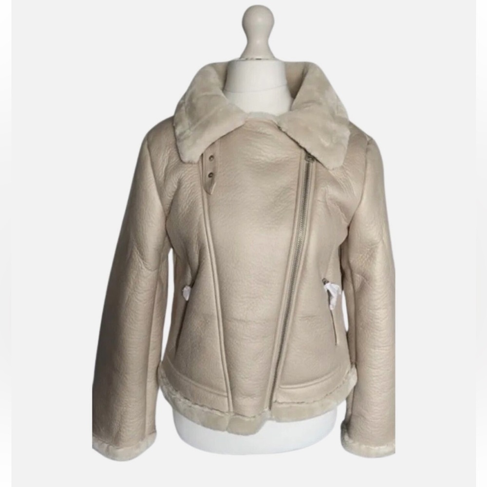 Missguided Faux Fur Beige Coat